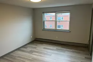 32 Cook Ave, Meriden, CT 06451 - Photo 8