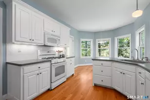27 Mulberry Lane, Manchester, CT 06040 - Photo 14