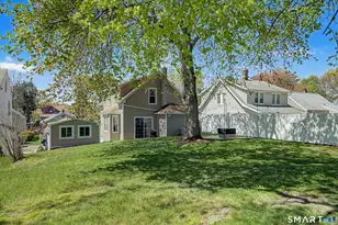 36 Cottage Pl, Stratford, CT 06614 - Photo 16