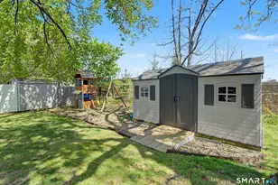 36 Cottage Pl, Stratford, CT 06614 - Photo 18