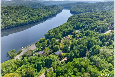 22 Scenic View Drive, Newtown, CT 06470 - Photo 10