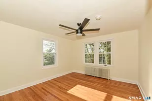 146 Warsaw St, Fairfield, CT 06825 - Photo 8