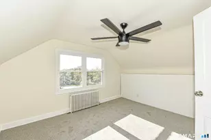 146 Warsaw St, Fairfield, CT 06825 - Photo 14