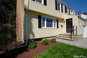 71 Riggs Ave, West Hartford, CT 06107 - Photo 2