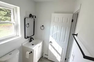 226 Laurel St, East Haven, CT 06512 - Photo 22