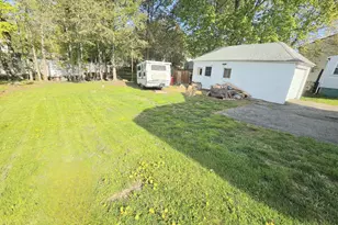 157 Red Mountain Ave, Torrington, CT 06790 - Photo 8