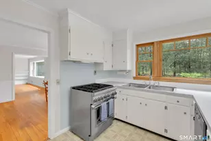 148 Old Redding Rd, Redding, CT 06896 - Photo 14