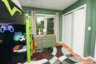 422 Emmett St, Bristol, CT 06010 - Photo 18