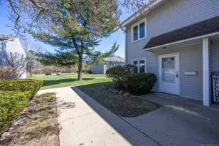 109 Florence Rd, Branford, CT 06405 - Photo 2