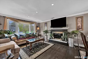 142 Old Stagecoach Rd, Meriden, CT 06450 - Photo 6