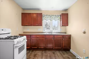 136 Cottage Rd, Enfield, CT 06082 - Photo 12