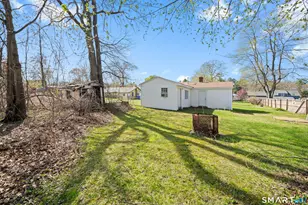 136 Cottage Rd, Enfield, CT 06082 - Photo 4