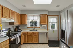 81 Dodd Ave, Bridgeport, CT 06606 - Photo 14