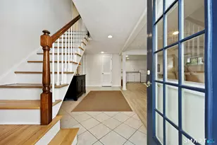 29 Meeting House Ln, Westbrook, CT 06498 - Photo 4