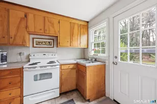 492 Bushy Hill Rd, Simsbury, CT 06070 - Photo 8