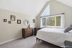 2 Rivermead, Avon, CT 06001 - Photo 24