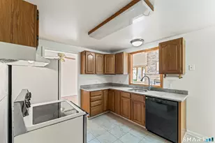19 Lester St, Milford, CT 06461 - Photo 14