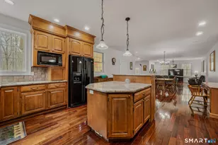 38 Jeremy Dr, East Lyme, CT 06333 - Photo 14