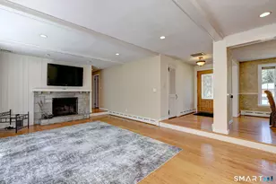 1085 Dunbar Hill Rd, Hamden, CT 06514 - Photo 4