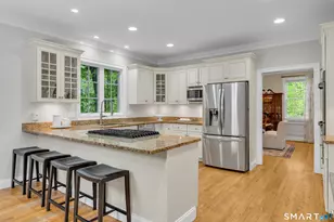 65 Little Meadow Rd, Guilford, CT 06437 - Photo 8