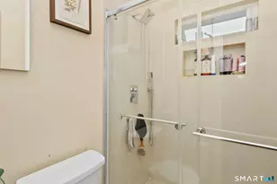26 Melrose Pl, Stamford, CT 06902 - Photo 12