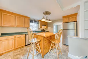 425 Hackmatack St, Manchester, CT 06040 - Photo 10