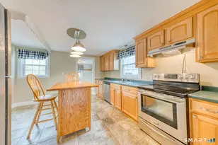 425 Hackmatack St, Manchester, CT 06040 - Photo 8