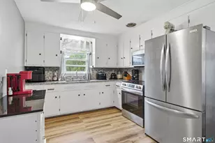 143 Beth Ln, Waterbury, CT 06705 - Photo 8