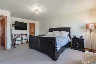 33 Country Club Woods Cir, Waterbury, CT 06708 - Photo 24