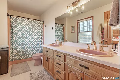 33 Country Club Woods Circle, Waterbury, CT 06708 - Photo 26