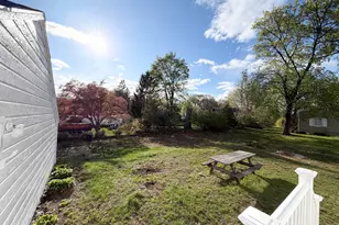 102 Benham St, Bristol, CT 06010 - Photo 4