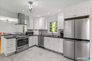 45 Ansonia Rd, Woodbridge, CT 06525 - Photo 6
