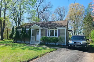 86 Branch Dr, East Hartford, CT 06118 - Photo 2