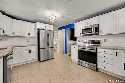 20 Post Oak Road, Stratford, CT 06614 - Photo 10