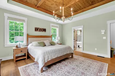 49 Round Hill Road, Woodbridge, CT 06525 - Photo 8