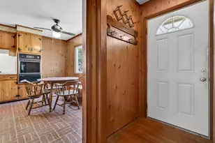 3 Helen St, Norwich, CT 06360 - Photo 8