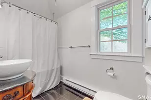 40 Middlefield St, Middletown, CT 06457 - Photo 12