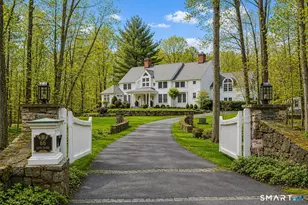 66 Gate Stone Ln, Fairfield, CT 06824 - Photo 2