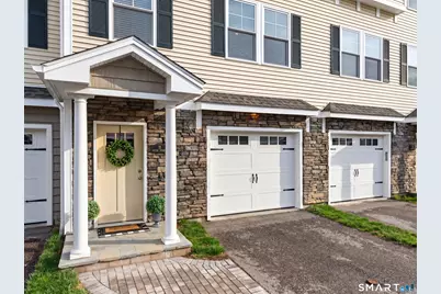 11 Village Crossing #11, East Lyme, CT 06357 - Photo 1