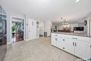 77 Melissa Ln, Prospect, CT 06712 - Photo 8