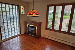 23 Gordon Ln, Enfield, CT 06082 - Photo 8