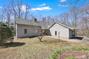 11 Fox Run, Stafford, CT 06076 - Photo 2
