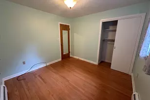 18 Manchester Ave, Waterbury, CT 06705 - Photo 14