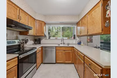200 Woodmont Avenue #118, Bridgeport, CT 06606 - Photo 10