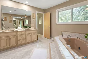 33 Butternut Ln, Stamford, CT 06903 - Photo 20