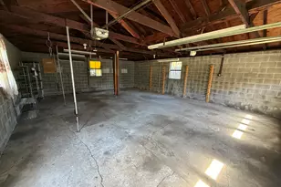 95 Park Ave, Derby, CT 06418 - Photo 24