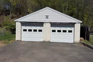 95 Park Ave, Derby, CT 06418 - Photo 22