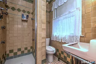 75 Main St, West Haven, CT 06516 - Photo 32