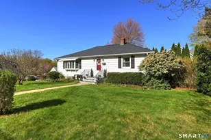 72 Whitewood Rd, Waterbury, CT 06708 - Photo 2