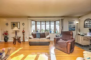 72 Whitewood Rd, Waterbury, CT 06708 - Photo 8